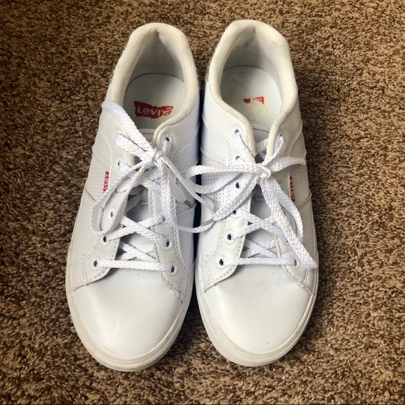 levis white leather shoes